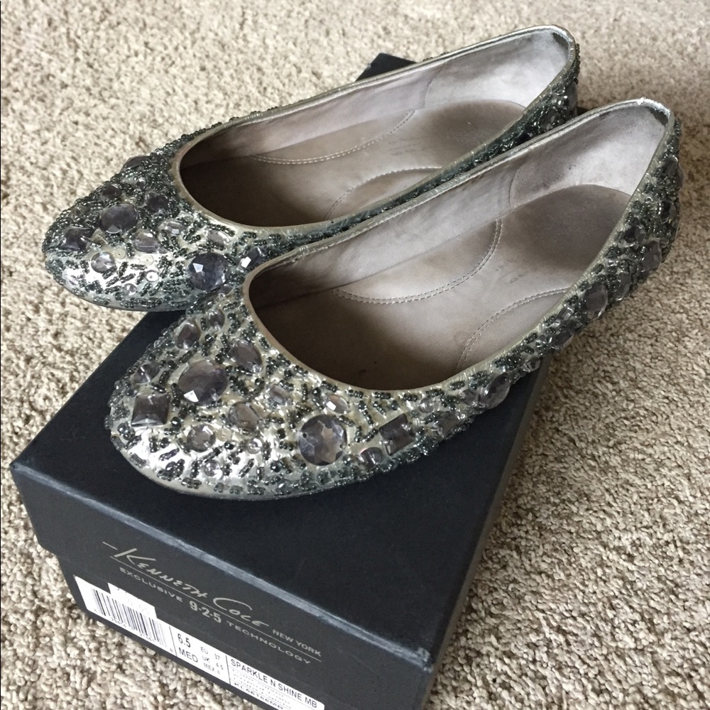 Kenneth Cole Beaded Silver Flats, Size 6.5